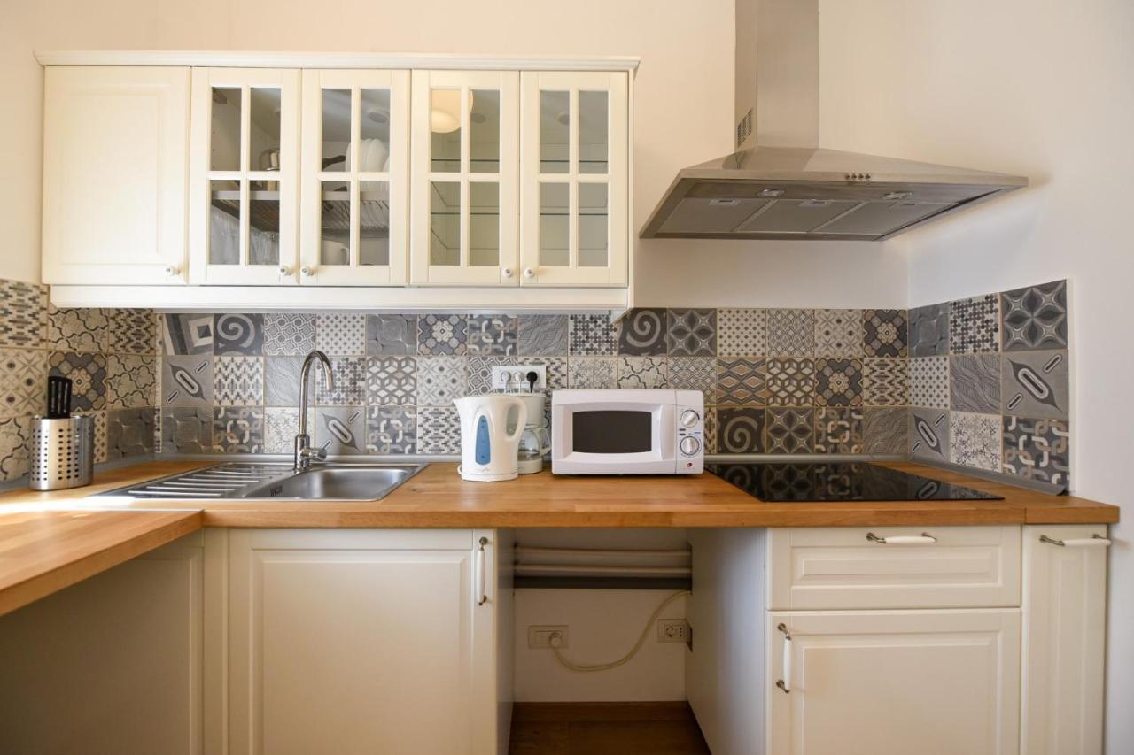 Best Location Old Town - New Studio Bucureşti Ngoại thất bức ảnh