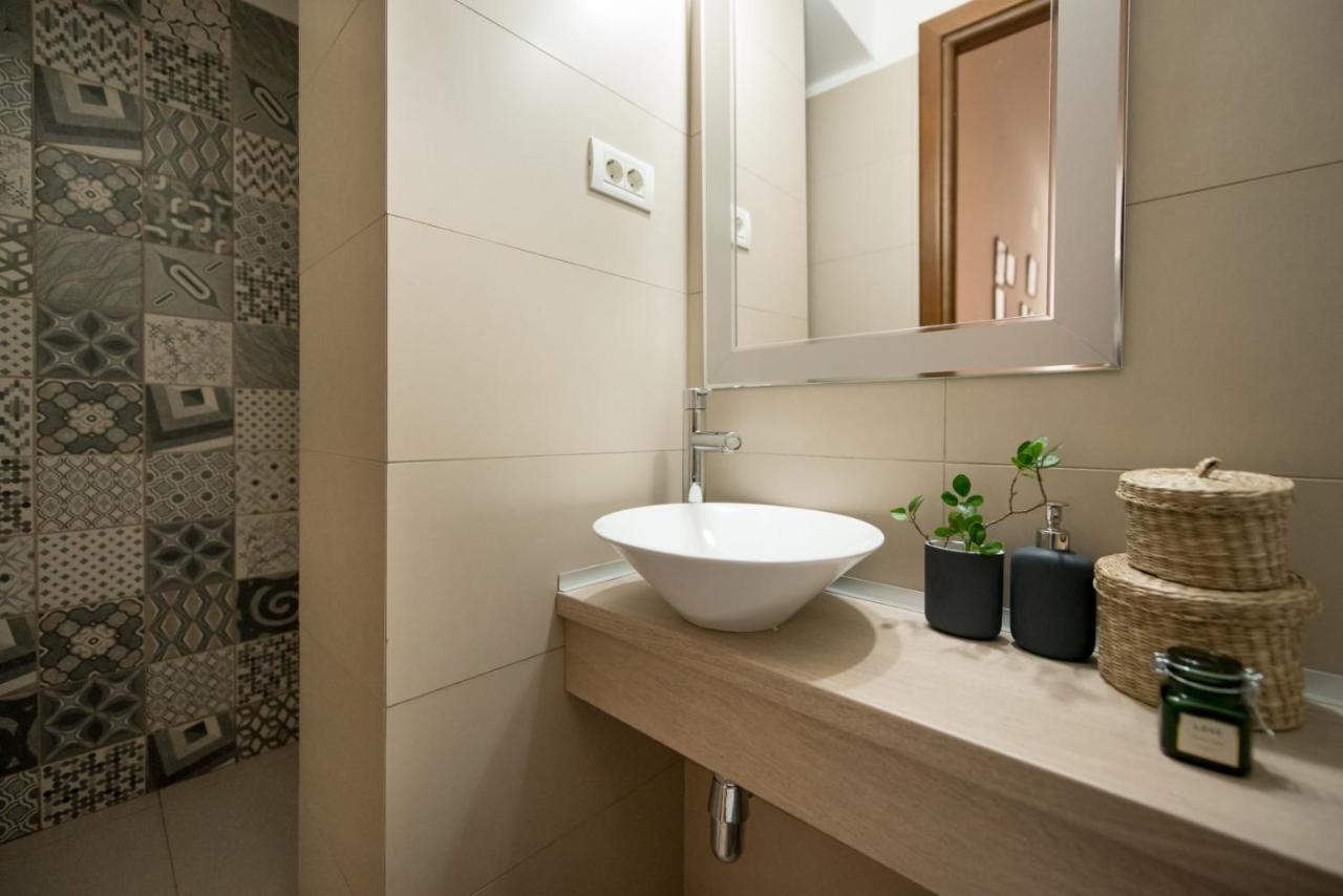 Best Location Old Town - New Studio Bucureşti Ngoại thất bức ảnh
